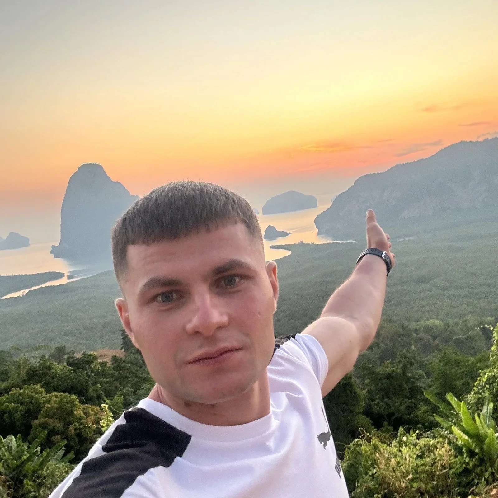 Piotr M.